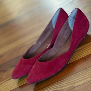 EUC - Seychelles Burgundy Women's Flats size 7.5 (EU 38)